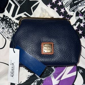 PEBBLE GRAIN LARGE FRAMED PURSE